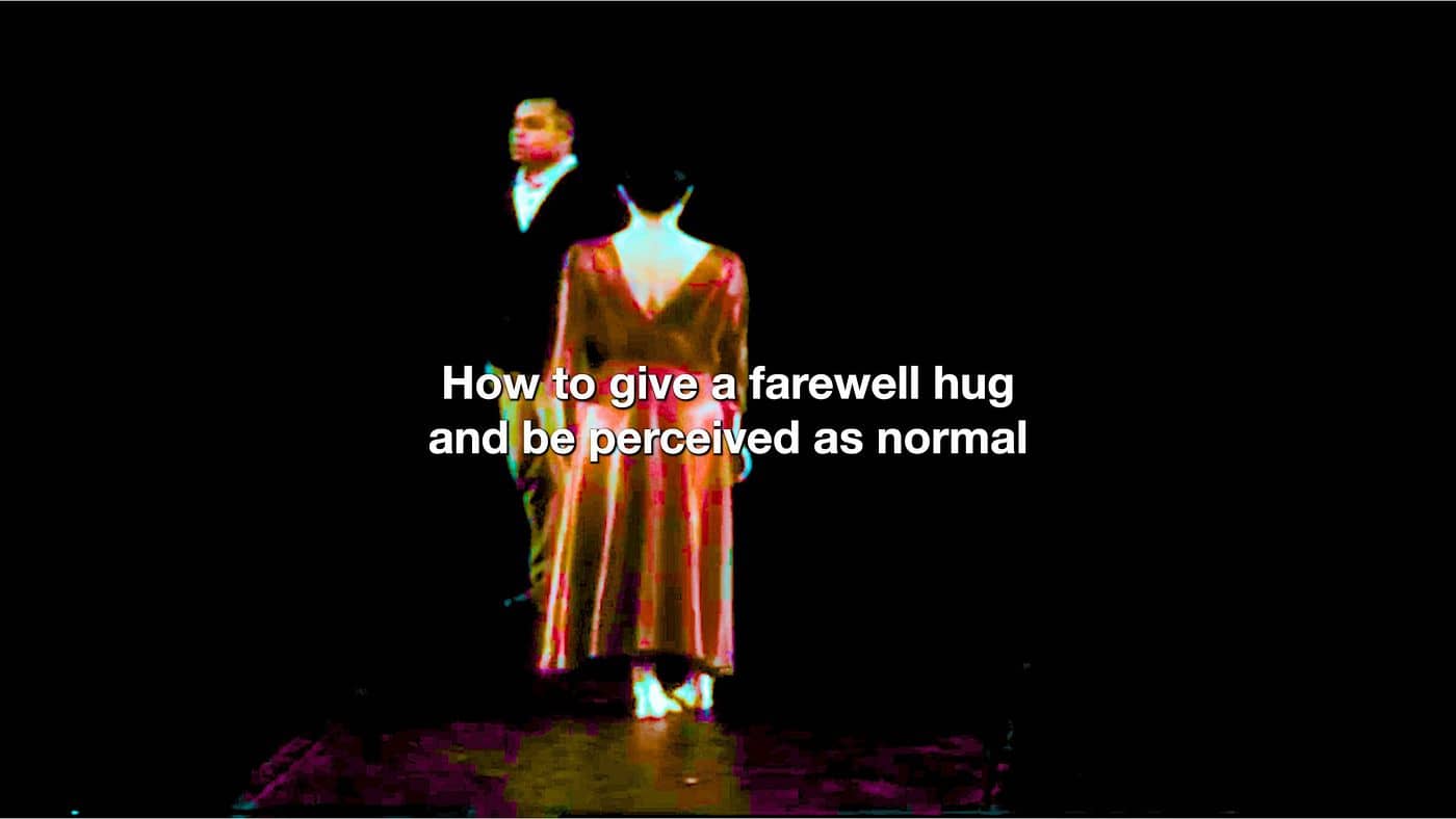 How to give a farewell hug and be perceived as normal — Henrique Cartaxo